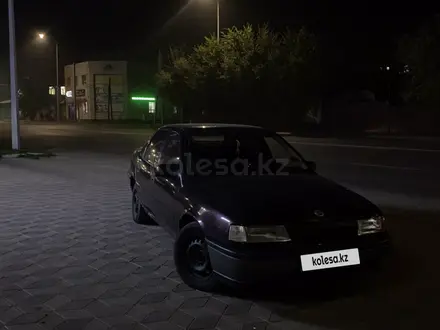 Opel Vectra 1992 года за 850 000 тг. в Семей