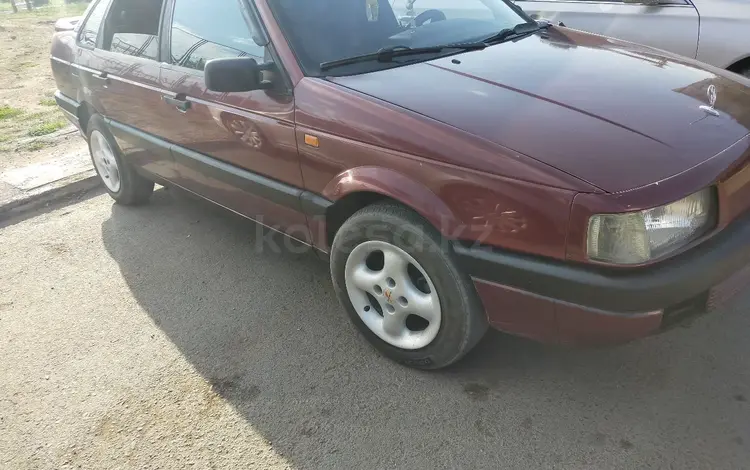 Volkswagen Passat 1993 годаүшін1 500 000 тг. в Степногорск