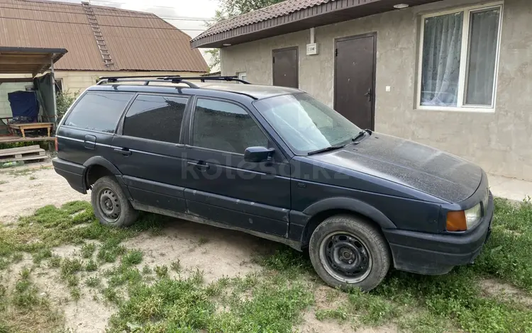 Volkswagen Passat 1990 года за 750 000 тг. в Алматы