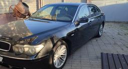 BMW 745 2004 года за 5 000 000 тг. в Алматы – фото 4