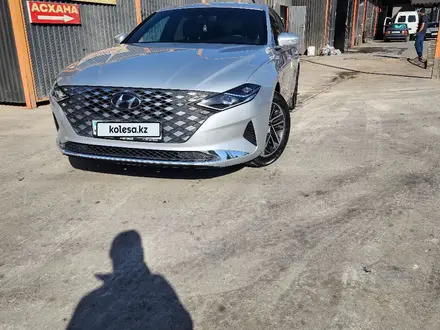 Hyundai Grandeur 2022 года за 12 200 000 тг. в Шымкент