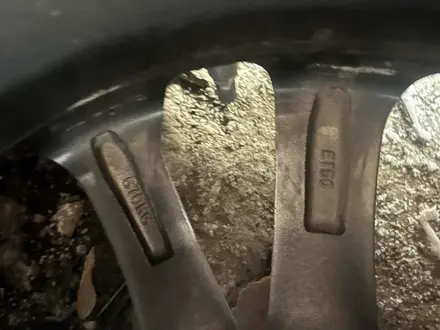 Диски в комплекте с шинами за 200 000 тг. в Усть-Каменогорск – фото 3