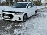 Hyundai Elantra 2018 годаүшін7 200 000 тг. в Астана