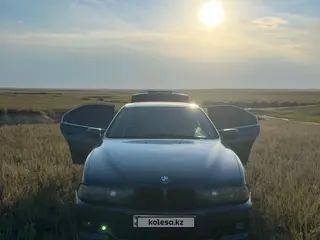 BMW 528