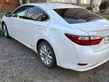 Lexus ES 300h 2015 годаүшін10 000 000 тг. в Актобе