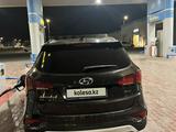 Hyundai Santa Fe 2016 года за 11 000 000 тг. в Актау – фото 2