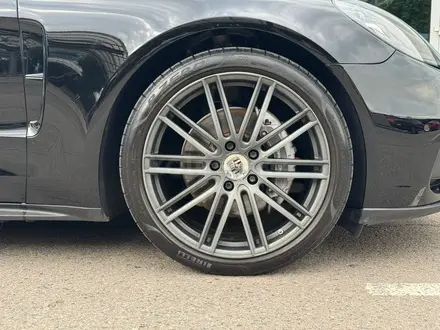 Porsche Panamera 2017 года за 37 000 000 тг. в Алматы – фото 14
