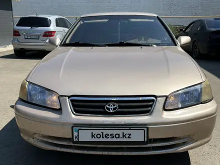 Toyota Camry 2001 года за 3 500 000 тг. в Уральск