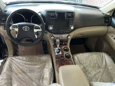 Toyota Highlander 2013 года за 16 900 000 тг. в Алматы – фото 18