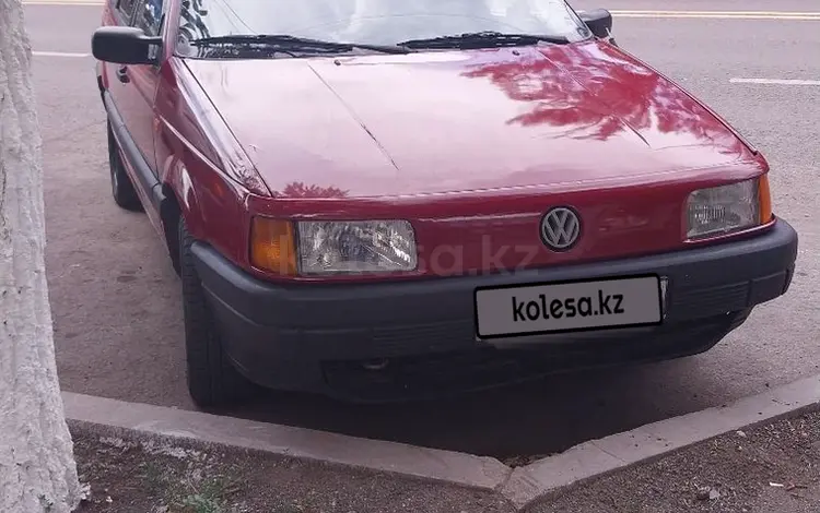 Volkswagen Passat 1992 годаүшін1 250 000 тг. в Караганда