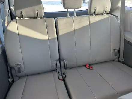 Toyota Sienna 2014 года за 14 500 000 тг. в Актобе – фото 12