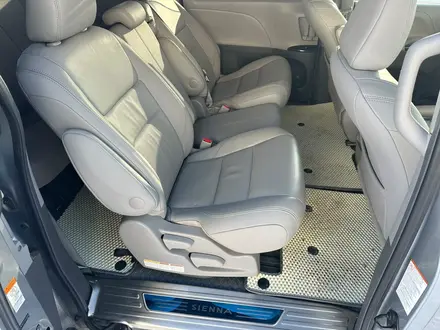 Toyota Sienna 2014 года за 14 500 000 тг. в Актобе – фото 11