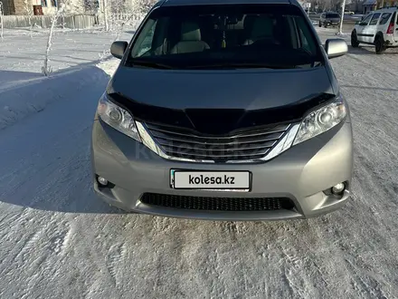 Toyota Sienna 2014 года за 14 500 000 тг. в Актобе