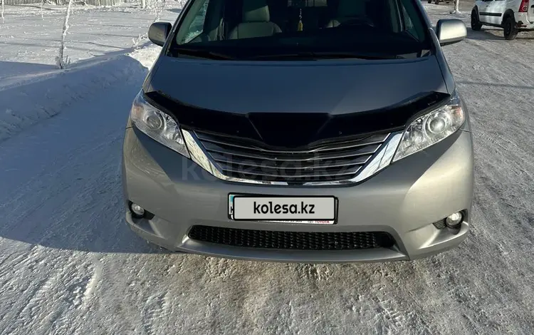 Toyota Sienna 2014 года за 14 500 000 тг. в Актобе