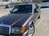 Mercedes-Benz E 230 1992 года за 1 800 000 тг. в Астана