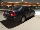 Mercedes-Benz C 230 1995 годаүшін1 600 000 тг. в Алматы – фото 3