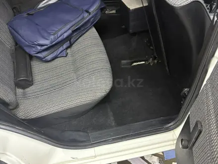Volkswagen Passat 1992 года за 1 850 000 тг. в Шымкент – фото 31