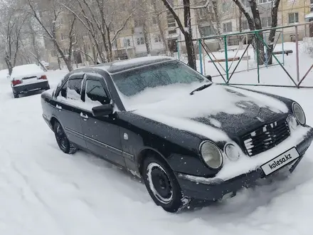 Mercedes-Benz E 200 1996 года за 2 200 000 тг. в Степногорск – фото 7