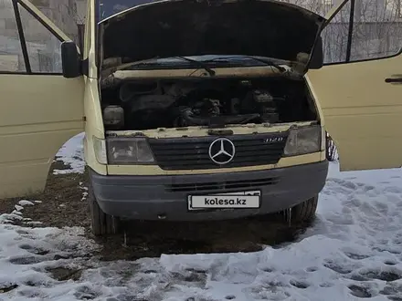 Mercedes-Benz Sprinter 1998 года за 5 000 300 тг. в Алматы – фото 7