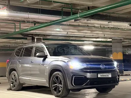 Volkswagen Teramont 2020 года за 23 000 000 тг. в Астана