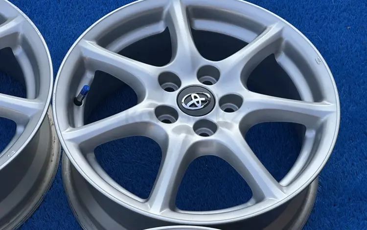 Оригинал тойота естима диск r-17 Japan 5-114, 3 Camry за 135 000 тг. в Талдыкорган
