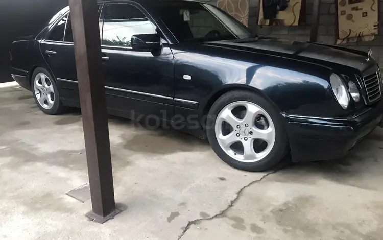 Mercedes-Benz E 280 1997 годаfor3 300 000 тг. в Шымкент