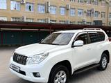 Toyota Land Cruiser Prado 2013 года за 15 900 000 тг. в Актобе – фото 3
