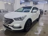 Hyundai Santa Fe 2018 года за 10 500 000 тг. в Астана