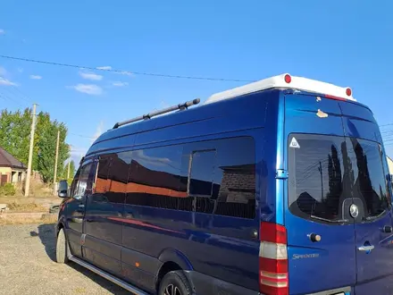 Mercedes-Benz Sprinter 2006 года за 15 000 000 тг. в Актобе – фото 14