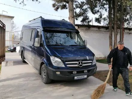 Mercedes-Benz Sprinter 2006 года за 15 000 000 тг. в Актобе – фото 3