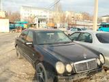 Mercedes-Benz E 430 1998 года за 1 600 000 тг. в Тараз – фото 4