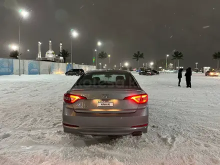 Hyundai Sonata 2015 года за 5 000 000 тг. в Актобе – фото 6