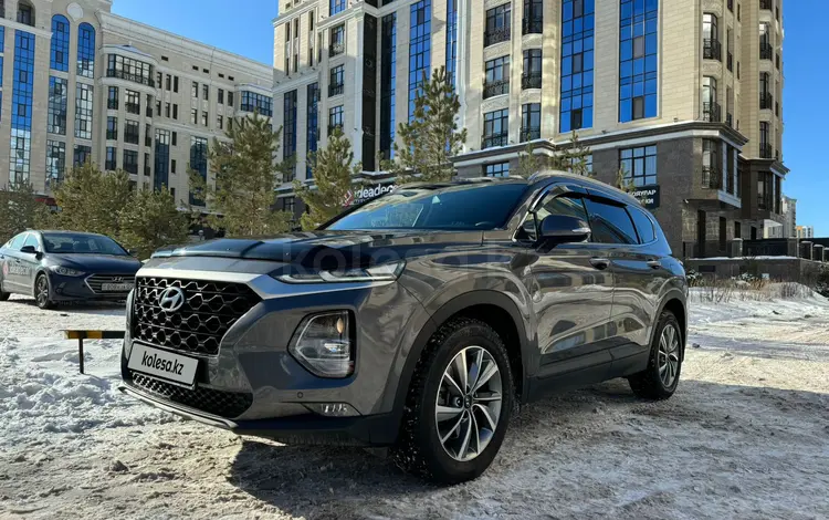 Hyundai Santa Fe 2020 годаүшін14 900 000 тг. в Астана