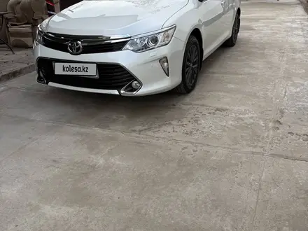 Toyota Camry 2016 года за 11 350 000 тг. в Тараз – фото 2