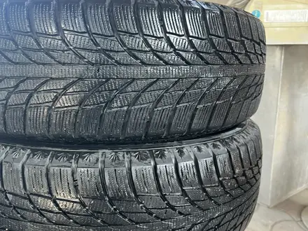 Kumho 215/60 R16 зимние за 120 000 тг. в Алматы – фото 6