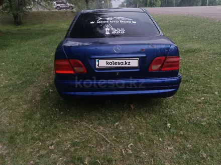 Mercedes-Benz E 230 1996 года за 2 200 000 тг. в Алматы – фото 3