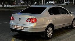 Volkswagen Passat 2010 годаүшін3 200 000 тг. в Алматы