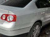 Volkswagen Passat 2010 годаүшін3 200 000 тг. в Алматы – фото 4