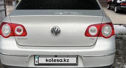 Volkswagen Passat 2010 годаүшін3 200 000 тг. в Алматы – фото 3