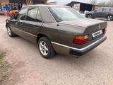 Mercedes-Benz E 200 1991 года за 2 400 000 тг. в Жетиген – фото 3