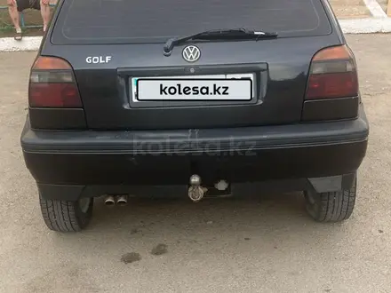 Volkswagen Golf 1996 года за 1 200 000 тг. в Астана – фото 4