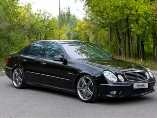 Mercedes-Benz E 55 AMG