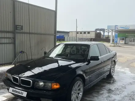 BMW 730 1994 года за 2 600 000 тг. в Алматы – фото 2