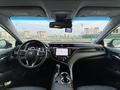 Toyota Camry 2020 года за 16 000 000 тг. в Алматы – фото 13