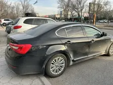 Kia Cadenza, 2015