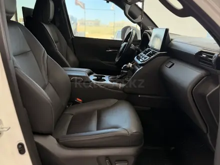 Toyota Land Cruiser 2023 года за 57 000 000 тг. в Актау – фото 16