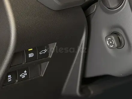 Toyota Land Cruiser 2023 года за 57 000 000 тг. в Актау – фото 19
