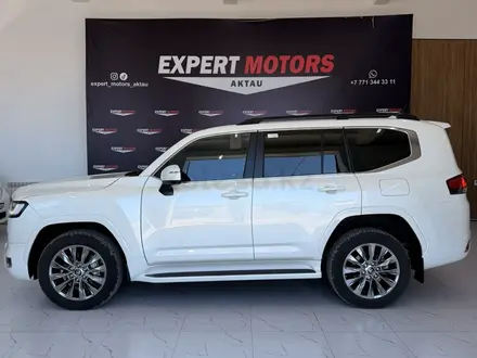 Toyota Land Cruiser 2023 года за 57 000 000 тг. в Актау – фото 3