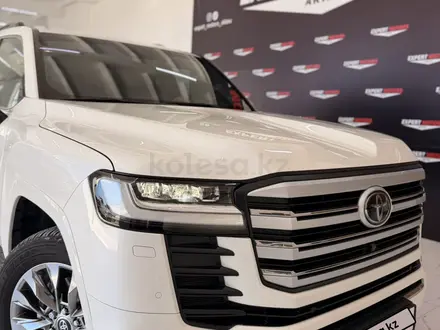 Toyota Land Cruiser 2023 года за 57 000 000 тг. в Актау – фото 5