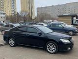 Toyota Camry 2013 года за 9 800 000 тг. в Астана – фото 3